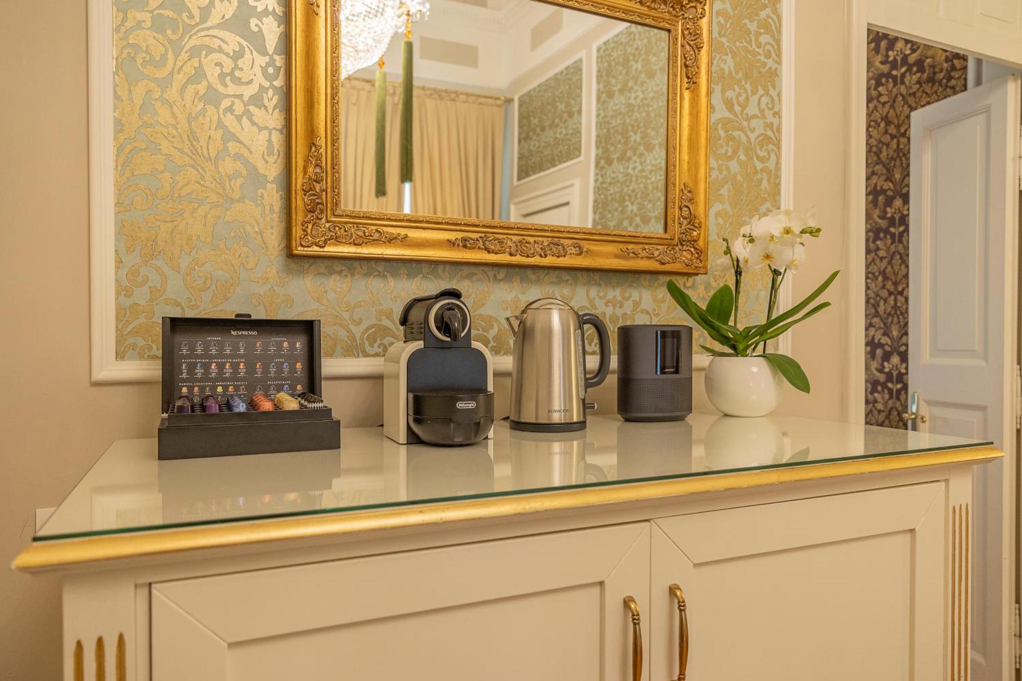 Palazzo Monga Boutique Guesthouse Werona Zewnętrze zdjęcie